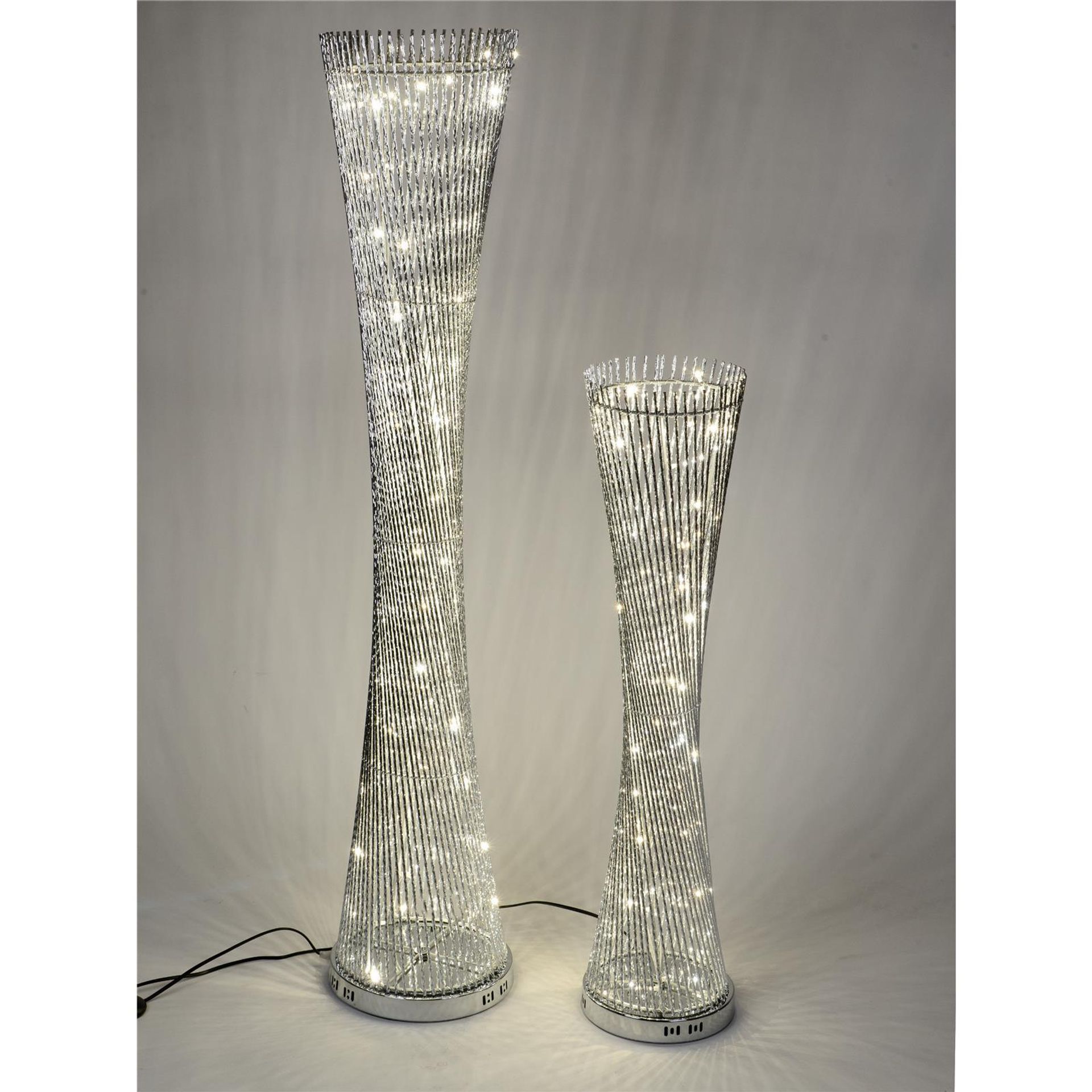 Zeitlose Eleganz: Runde gedrehte Lampe, 145 cm x 30 cm aus glänzendem Aluminium mit warm-weißem LED-Licht