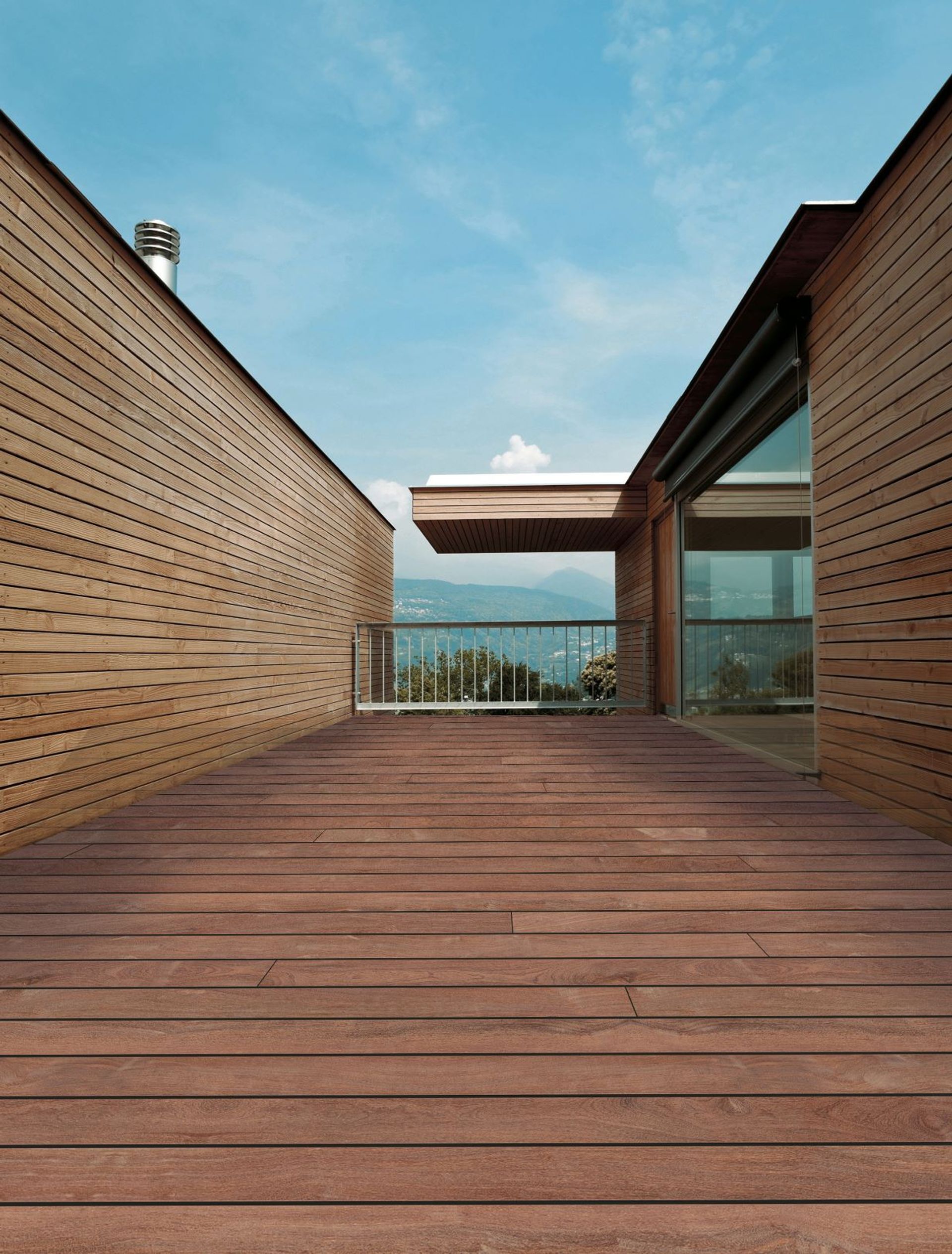 Terrassendiele PRIME Cumaru 21x145 mm beidseitig glatt Länge: 2130-2750 mm